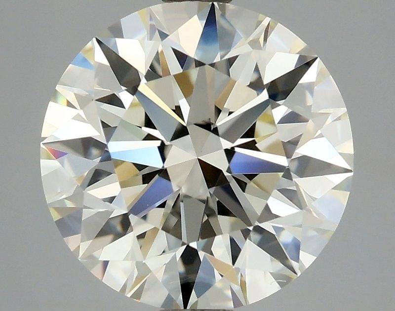 GIA Round 2.11ct M VVS2 - Loose Natural Diamond: GIA Round 2.11ct M VVS2 - Loose Natural Diamond 2.11ct GIA Round M VVS2 Diamond - A Brilliant Natural GemThe GIA certified diamond features a round cut, measuring 8.22L x 8.16W x 5.09H, with a