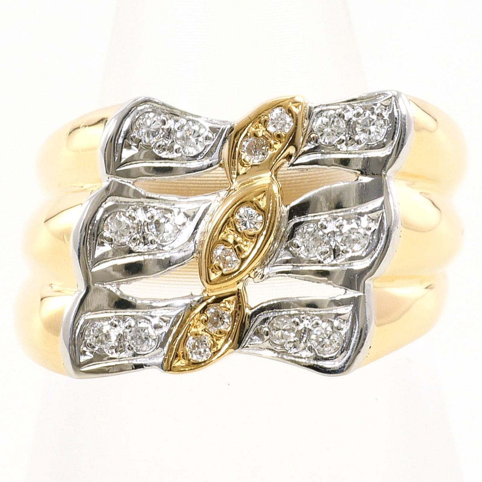 Band Ring Platinum 900 Yellow Gold (18K): Band Ring Platinum 900 Yellow Gold (18K) Platinum 900 Yellow Gold band ring boasts a striking combination of 18K gold and platinum, creating a luxurious and modern look. The 0.18ct diamond adds a