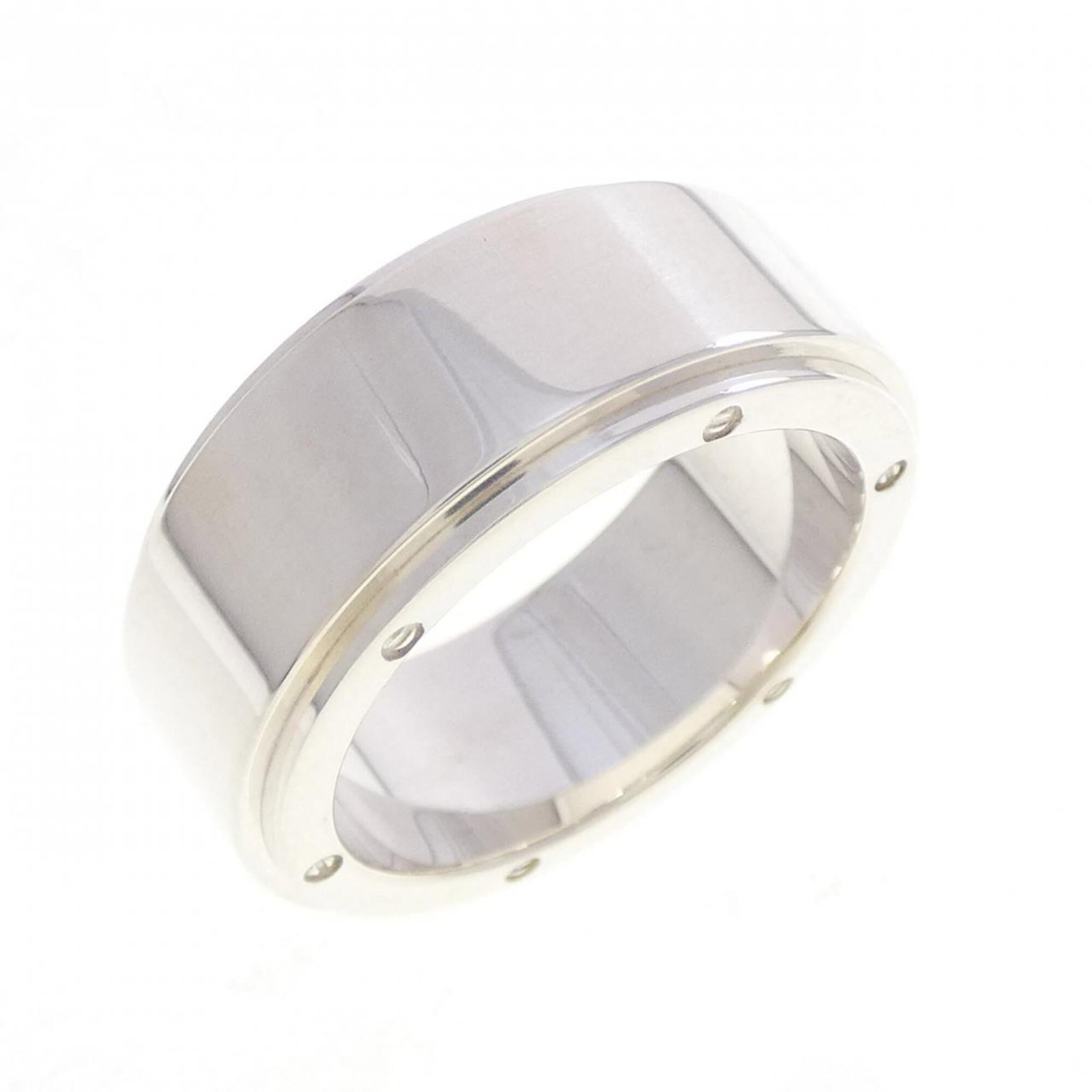 TIFFANY Band Ring Silver 925: TIFFANY Band Ring Silver 925 Silver 925 Tiffany band ring in excellent condition, featuring a classic design that looks and functions like new. Made from high-quality sterling silver, this band ring i