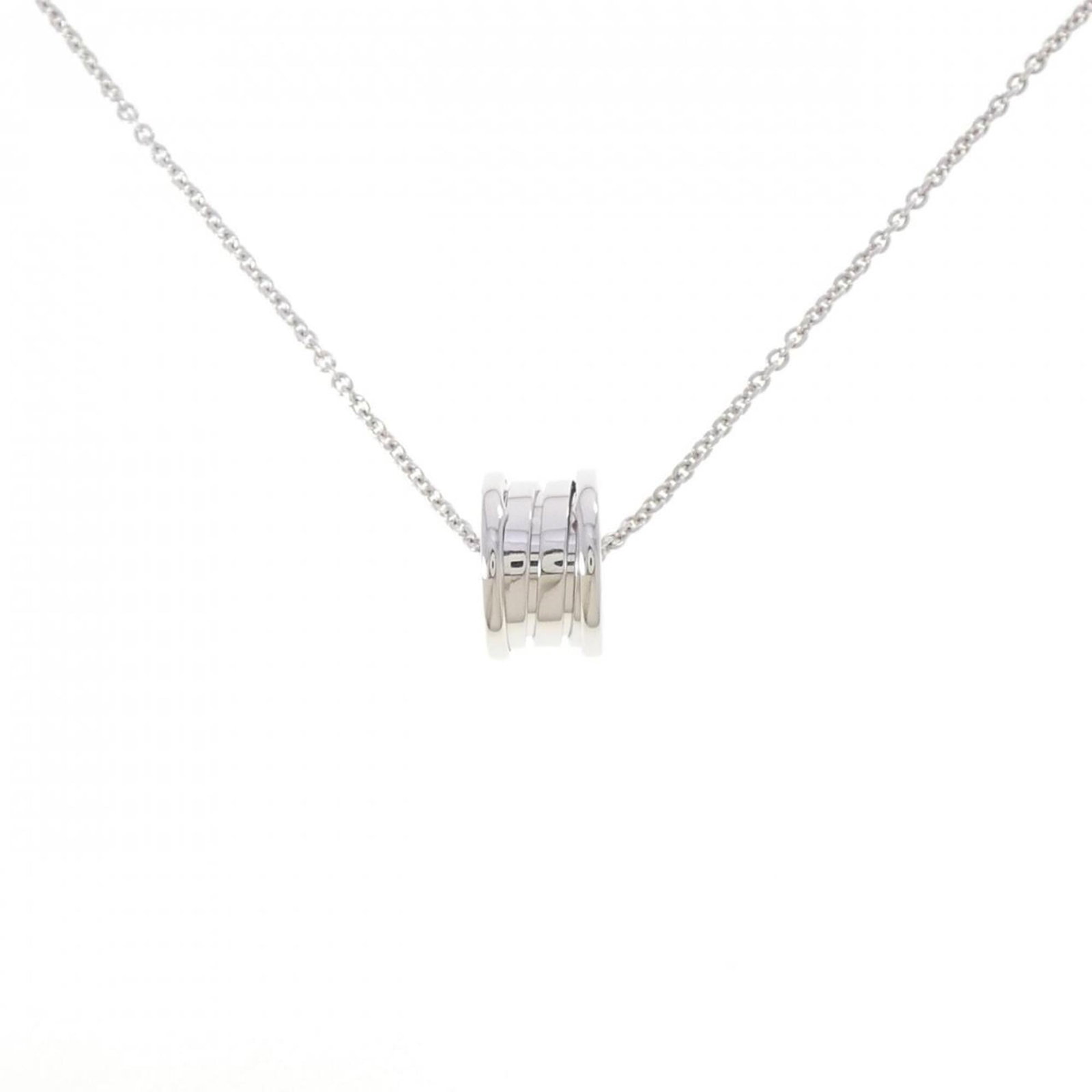 BVLGARI White Gold (18K): BVLGARI White Gold (18K) Bvlgari's 18K white gold B.zero1 necklace boasts a sleek, modern design with a 14.7mm x 8.9mm pendant that adds a touch of sophistication to any outfit. The necklace features