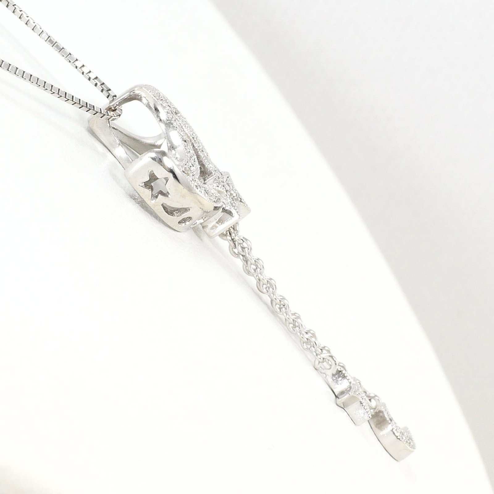 White Gold (18K) - 2