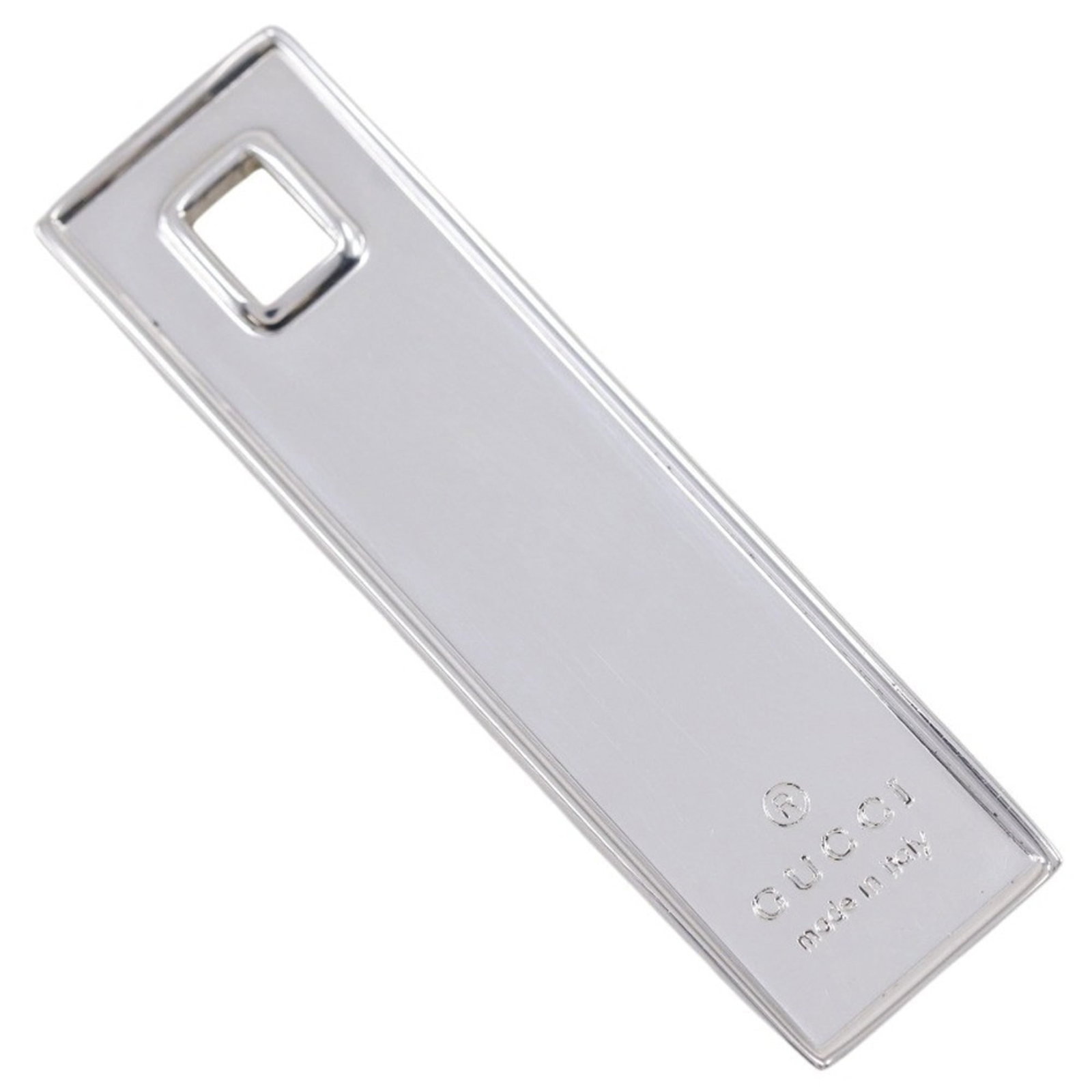 GUCCI Silver 925: GUCCI Silver 925 Gucci Silver 925 Pendant: A stylish and elegant men's pendant featuring a silver 925 finish, measuring 39.5mm x 13mm. Gently used with minor signs of wear, this pendant showcases a su