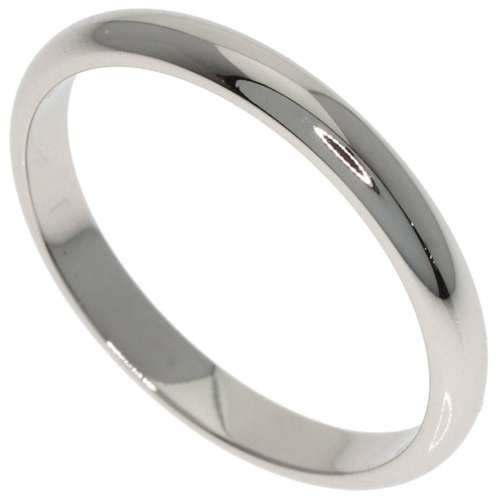 CARTIER Band Ring Platinum 950: CARTIER Band Ring Platinum 950 Platinum 950 Cartier Band Ring in Very Good Condition. This gently used band ring features a signature from the renowned French luxury brand Cartier, crafted from high-q