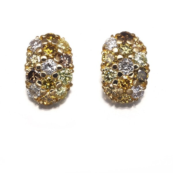Diamond 0.82Ct/0.82Ct Paved Earrings 18K 750 Yellow Gold: Diamond 0.82Ct/0.82Ct Paved Earrings 18K 750 Yellow Gold Yellow gold 18K 750 pave diamonds create a radiant look in these elegant stud earrings, featuring a total of 0.82ct of natural diamonds. The 11
