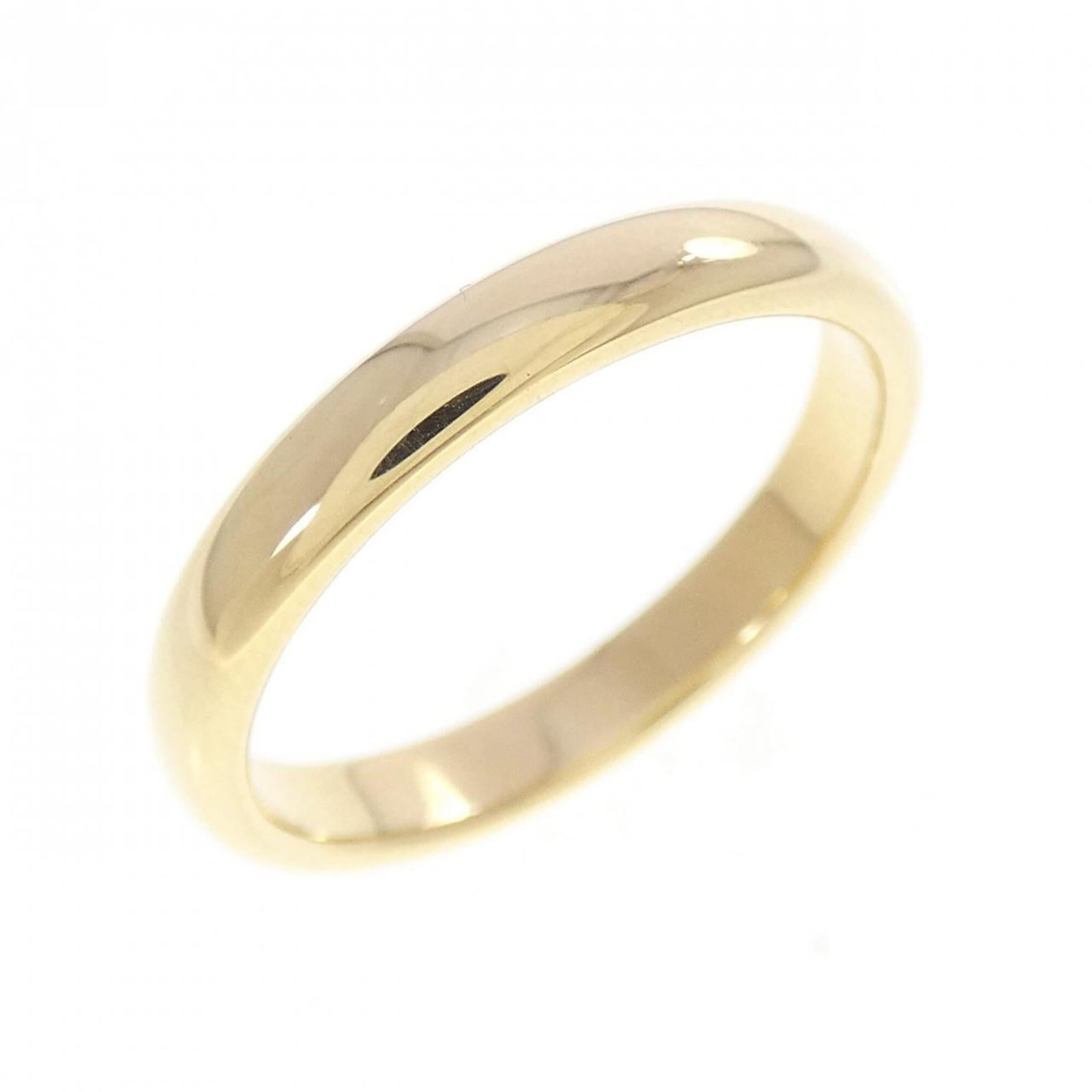 TIFFANY Band Ring Yellow Gold (18K): TIFFANY Band Ring Yellow Gold (18K) Yellow gold (18K) band ring from Tiffany, featuring a classic design. This gently used ring shows minor signs of wear, with small scratches or light marks present,
