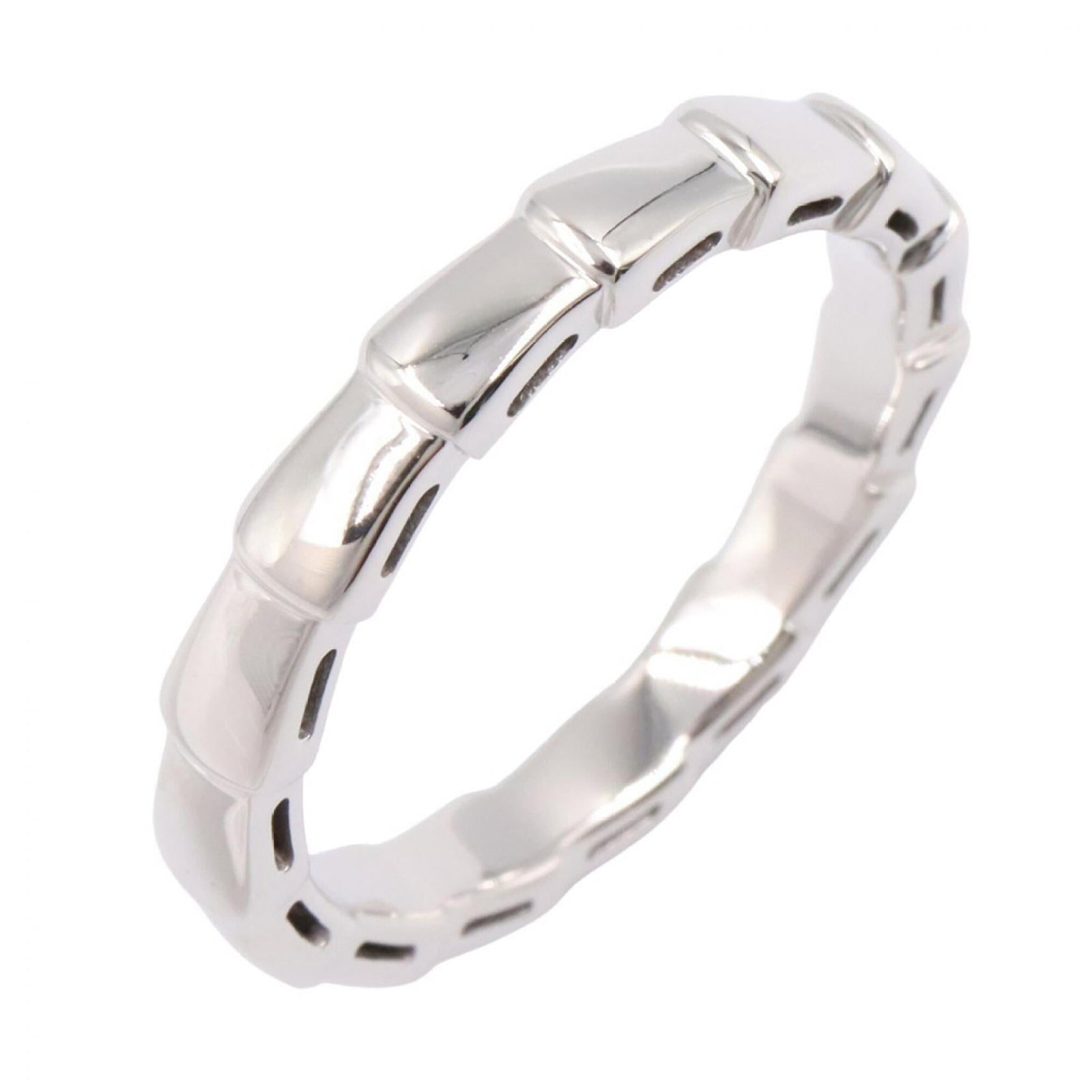 BVLGARI Band Ring White Gold (18K): BVLGARI Band Ring White Gold (18K) 18K white gold band ring from Bvlgari, with a sleek and modern design. This ring features a high-quality silver finish and is made from durable 18K white gold,