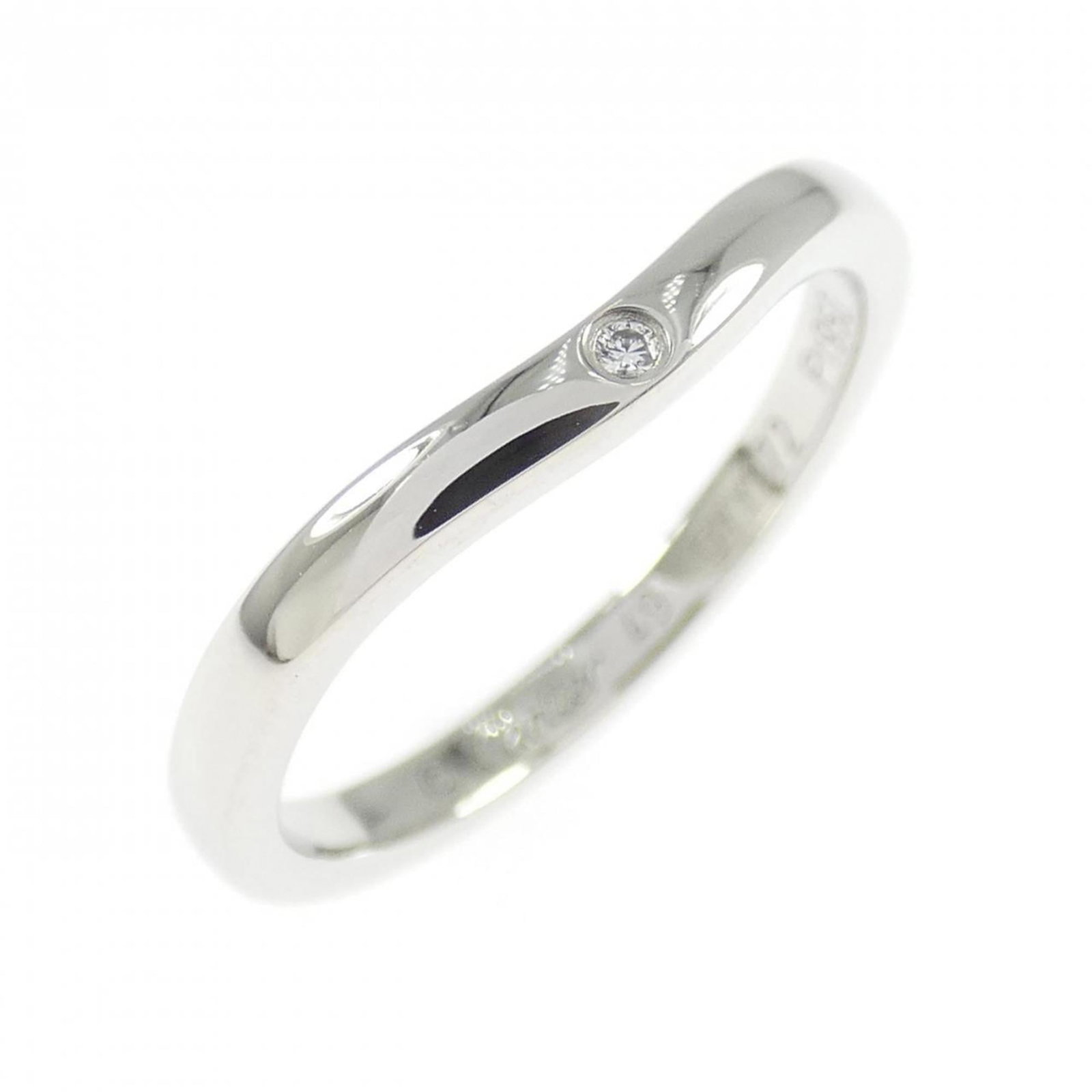 CARTIER Band Ring Platinum 950: CARTIER Band Ring Platinum 950 Platinum 950 Cartier Band Ring, a sleek and sophisticated design, features a diamond stone set in a platinum 950 band. The ring measures 5 in US size and has a width of