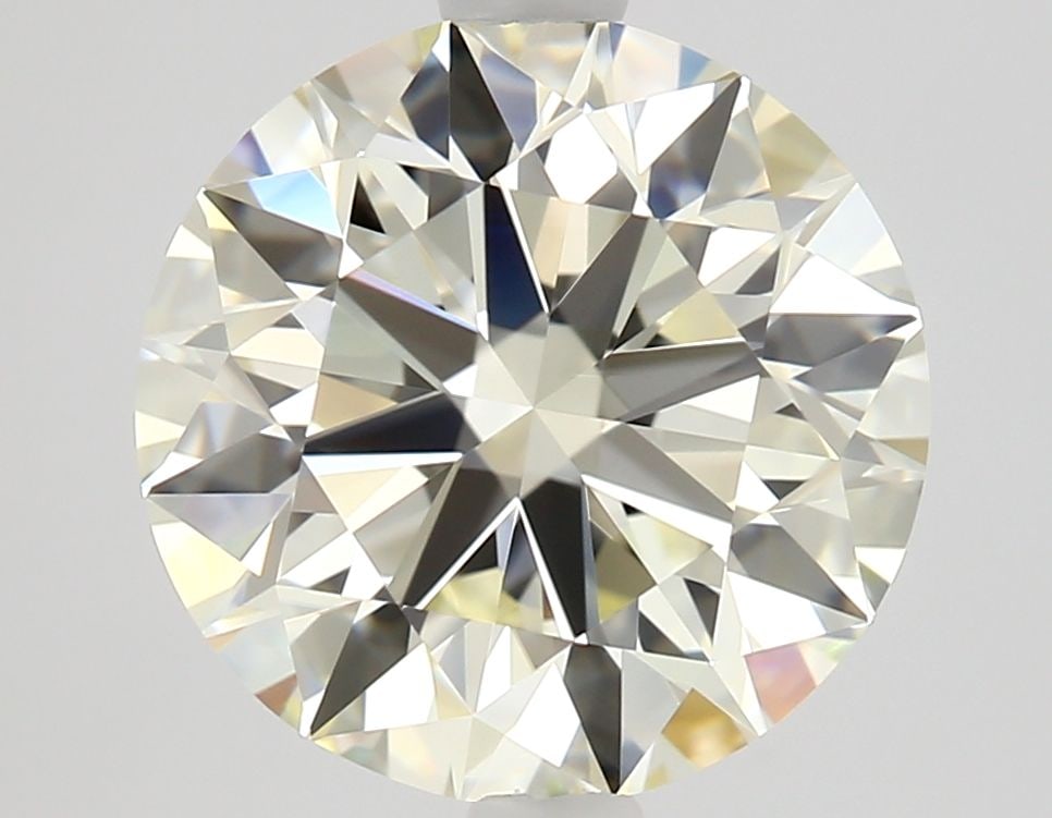 GIA Round 2.5ct L VVS2 - Loose Natural Diamond: GIA Round 2.5ct L VVS2 - Loose Natural Diamond GIA Round 2.5ct L VVS2 - Loose Natural DiamondThe GIA-certified 2.5ct round diamond boasts exceptional clarity, with a VVS2 grade indicating minimal