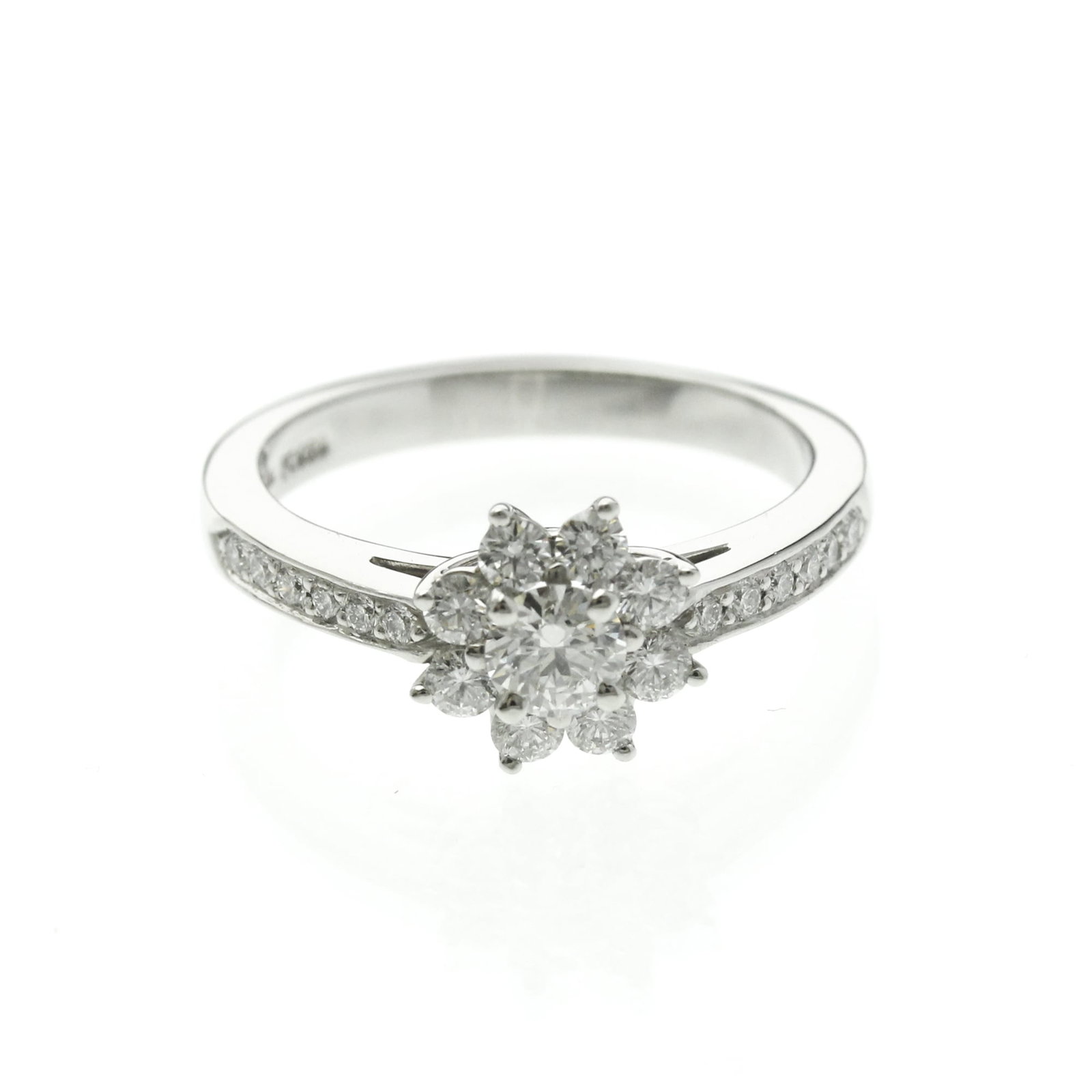 TIFFANY Band Ring Platinum: TIFFANY Band Ring Platinum Platinum band ring from Tiffany featuring a 0.34'' x 0.34'' diamond, available in US size 5.5. This gently used ring showcases a silver finish with minor signs of wear, incl