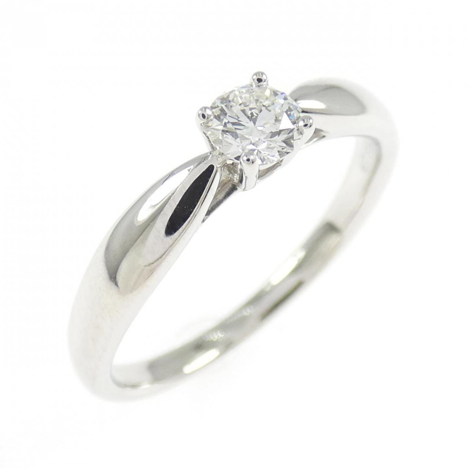 TIFFANY Band Ring Platinum 950: TIFFANY Band Ring Platinum 950 Platinum 950 construction and a diamond stone make this Tiffany band ring a standout piece. The item features a classic design and is gently used with minor signs of wea