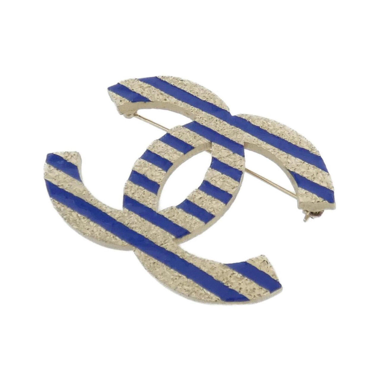 CHANEL Brooch Blue Gold: CHANEL Brooch Blue Gold Blue Gold Brooch by Chanel, a beautiful piece of jewelry featuring a striking blue hue and elegant gold accents, measures 4cm x 5cm in size. Gently used with minor signs of
