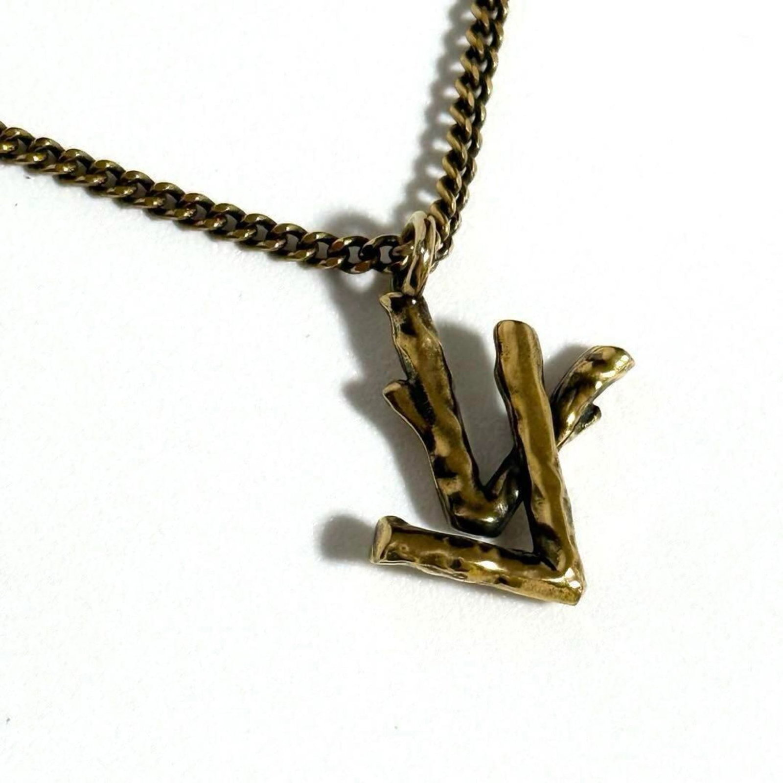 LOUIS VUITTON Metal - 2