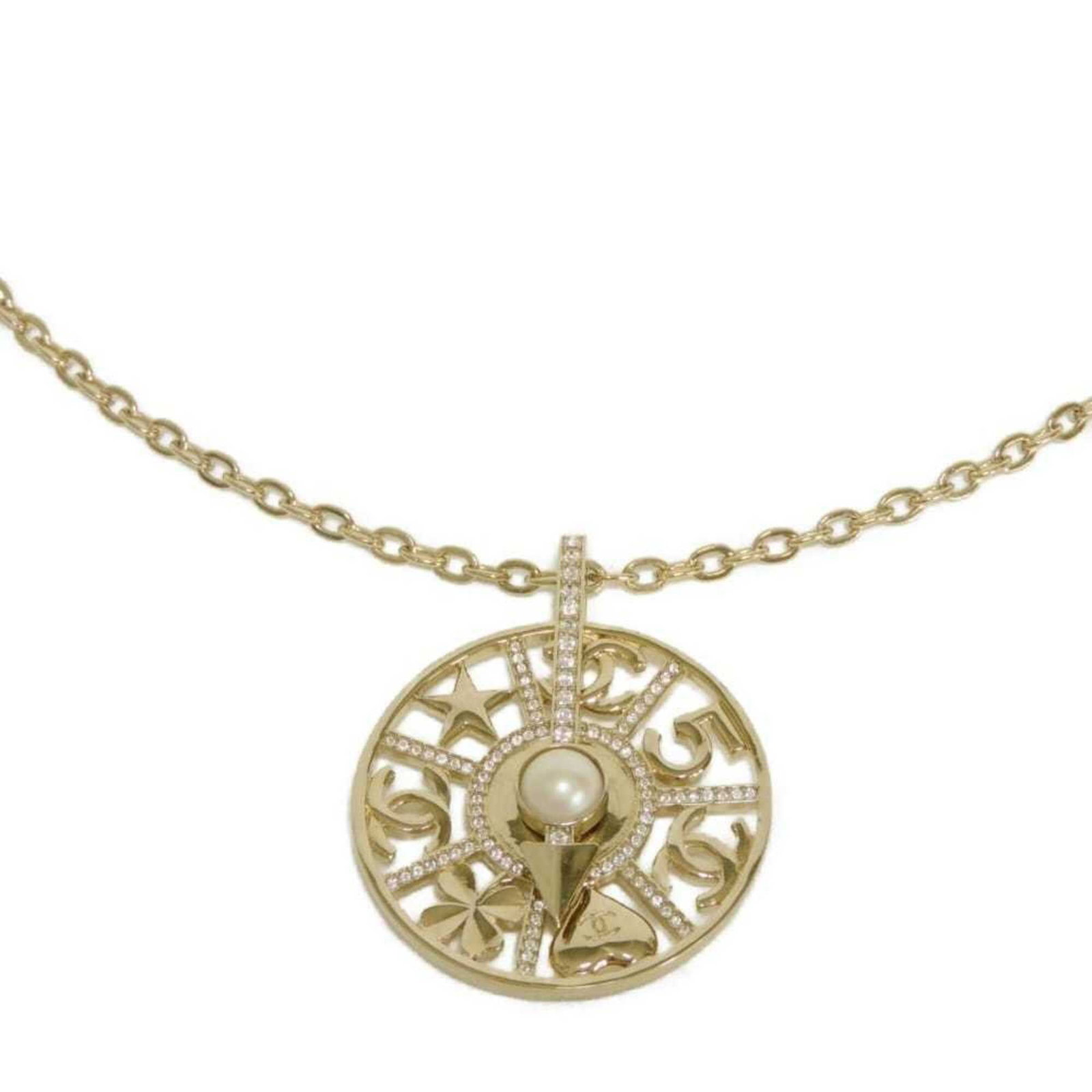 CHANEL Rhinestone Champagne Gold Ivory: CHANEL Rhinestone Champagne Gold Ivory Chanel's Rhinestone Champagne Gold Ivory necklace boasts a stunning champagne gold and ivory color combination, perfectly captured in its intricate rhinestone de