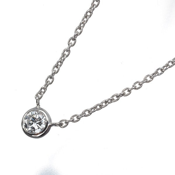 Vendome Necklace Diamond Solitaire 950 850 Platinum: Vendome Necklace Diamond Solitaire 950 850 Platinum 950 platinum solitaire diamond pendant, featuring a natural diamond with a diameter of approximately 3.0mm and a weight of 0.10ct, suspended from a