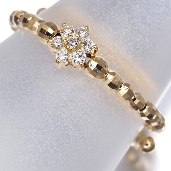 Diamond 0.10Ct Flower Mirror Ball One Size Fits All Ring 18K 750 Yellow Gold: Diamond 0.10Ct Flower Mirror Ball One Size Fits All Ring 18K 750 Yellow Gold The 0.10ct diamond flower mirror ball ring is a delicate, one-size-fits-all design featuring a natural diamond at its