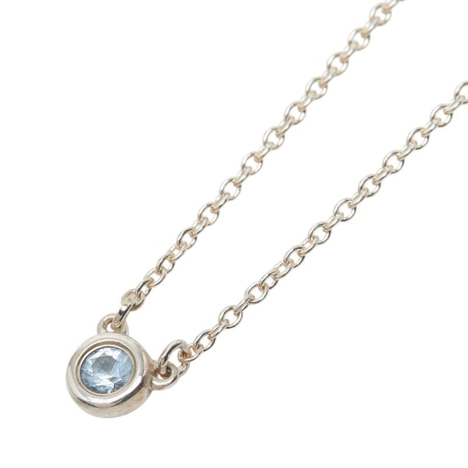 TIFFANY Silver 925: TIFFANY Silver 925 Tiffany Silver 925 Aquamarine Pendant Necklace - A stunning silver pendant necklace featuring a beautiful aquamarine stone, crafted from high-quality 925 silver. The necklace boasts