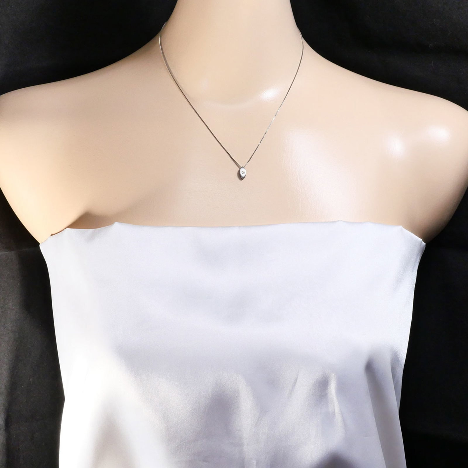 White Gold (18K) - 5