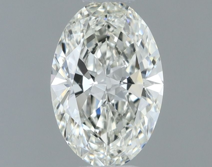 GIA Oval 0.4ct J VVS2 - Loose Natural Diamond: GIA Oval 0.4ct J VVS2 - Loose Natural Diamond GIA Oval 0.4ct J VVS2 - Loose Natural DiamondThis exceptional 0.4ct oval diamond boasts a vibrant J color and exceptional clarity, as certified by the