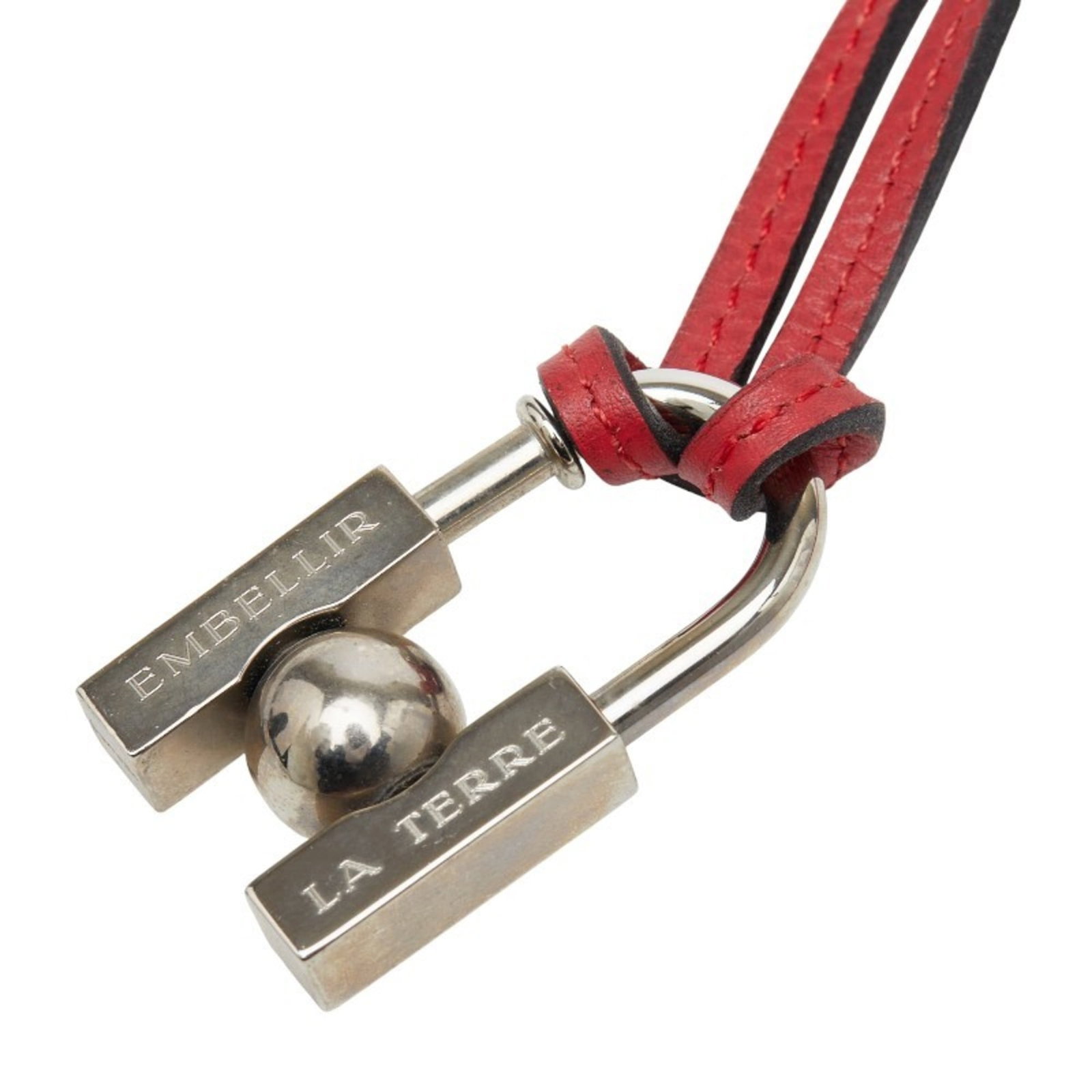 HERMES Leather Metal: HERMES Leather Metal Red leather and silver metal come together in this unique Hermes necklace, featuring a 39.6mm x 22mm pendant. The necklace boasts a 80 cm / 31.49'' neck circumference and is made 