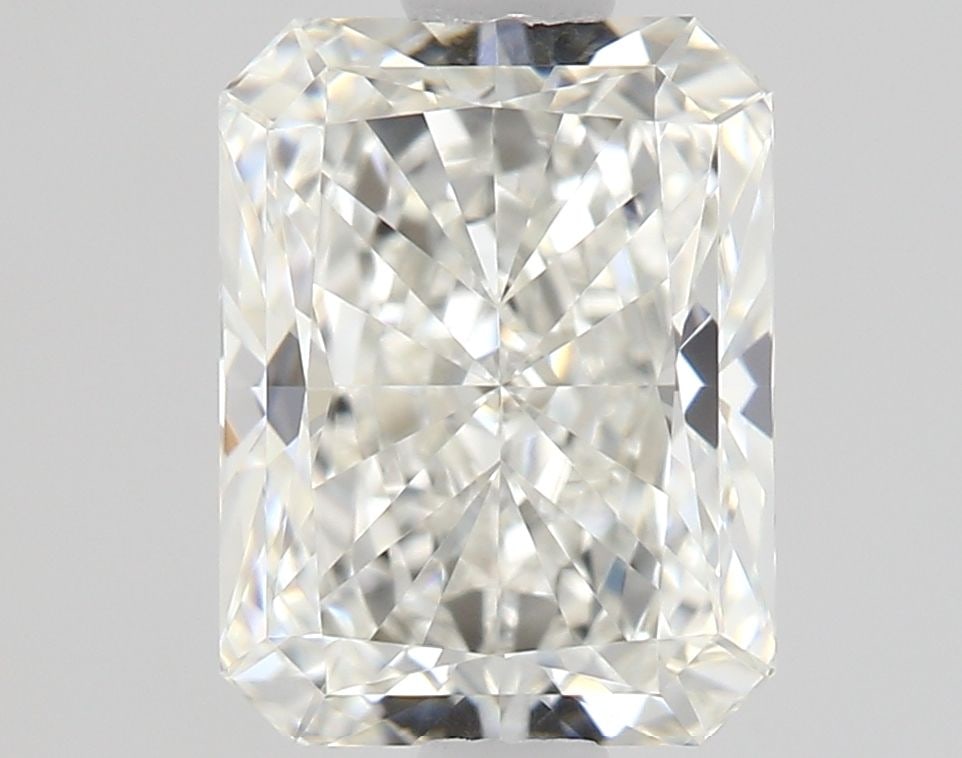 GIA Radiant 0.87ct H VVS1 - Loose Natural Diamond: GIA Radiant 0.87ct H VVS1 - Loose Natural Diamond GIA certification and EX polish set this diamond apart, showcasing its exceptional clarity and luster. Measuring 6.25L x 4.76W x 3.25H, it boasts a na