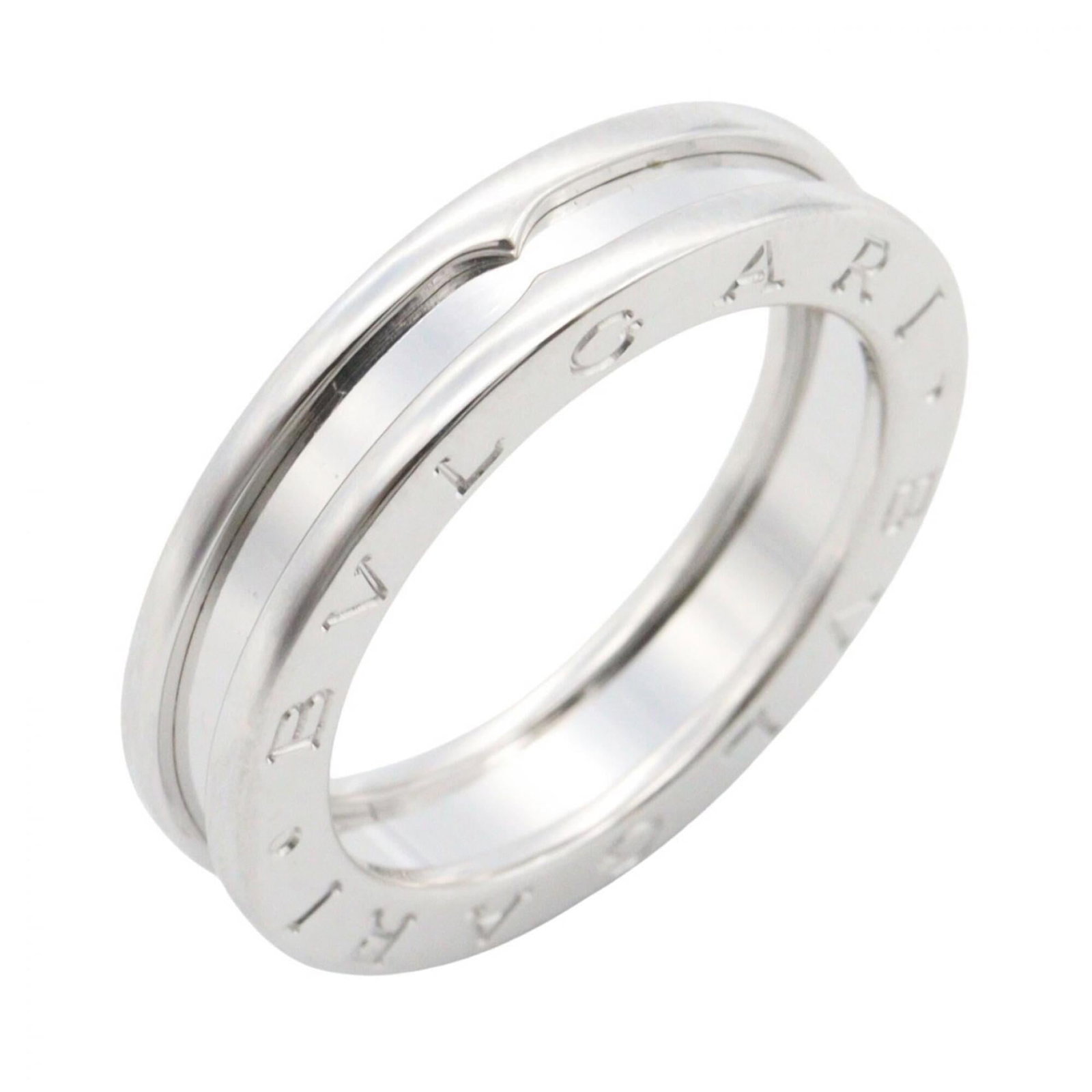 BVLGARI Band Ring White Gold (18K): BVLGARI Band Ring White Gold (18K) Bvlgari Band Ring White Gold (18K) is a sleek and modern band ring crafted from 18K white gold, offering a touch of luxury to any outfit. Its silver finish adds a so