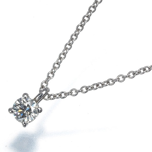 Tiffany&Co. Necklace Diamond 0.17Ct Solitaire 950 Platinum: Tiffany&Co. Necklace Diamond 0.17Ct Solitaire 950 Platinum Tiffany & Co.'s 950 platinum necklace features a stunning 0.17ct diamond solitaire pendant, approximately 3.5mm in diameter. The necklace boa