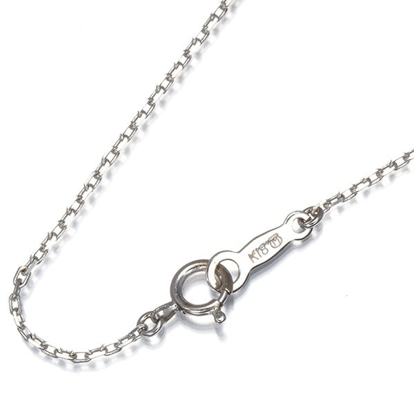 Mikimoto Chain Necklace Cable 43Cm 18K 750 White Gold: Mikimoto Chain Necklace Cable 43Cm 18K 750 White Gold 18k white gold cable chain necklace with a length of 43cm, crafted with precision and attention to detail. This beautiful piece features a