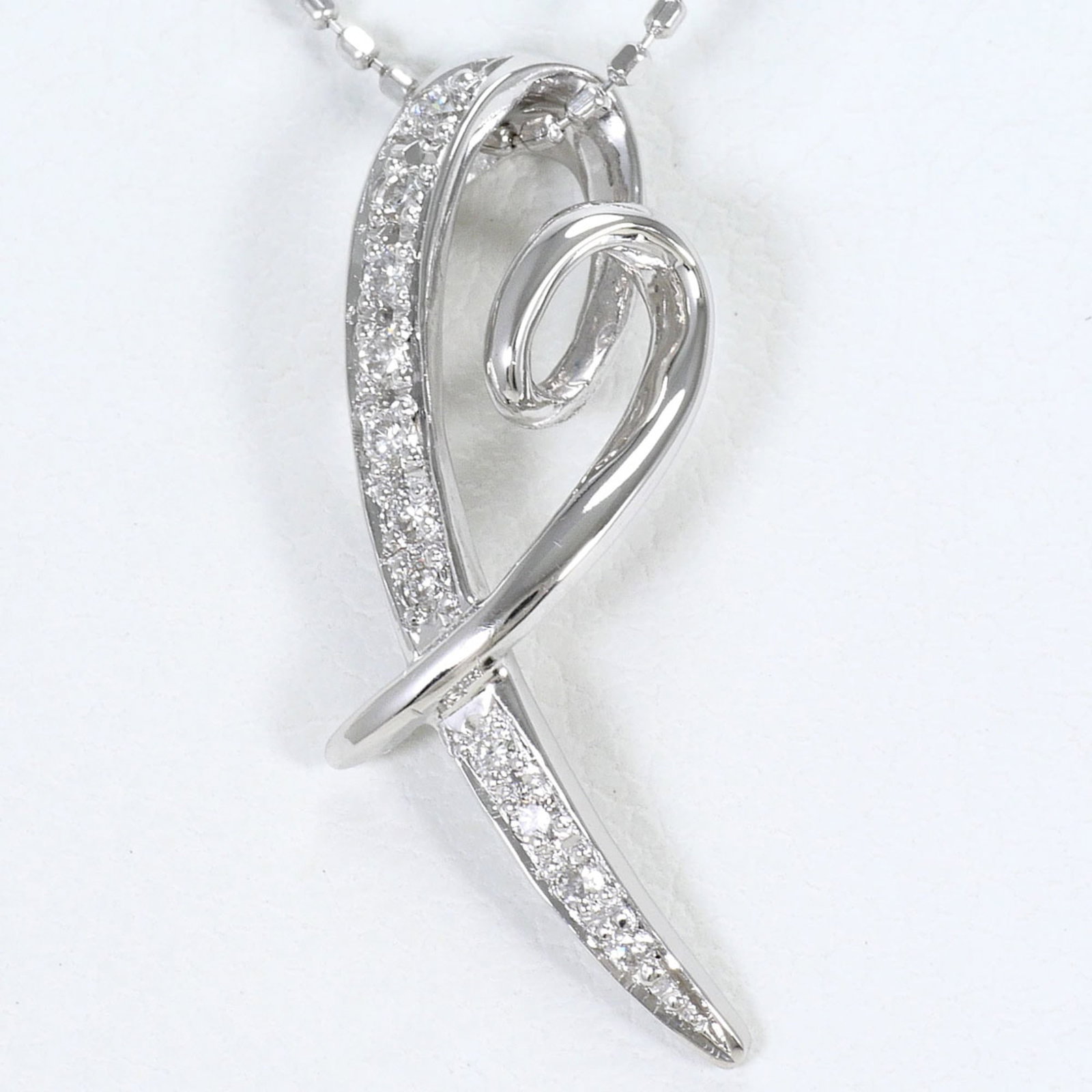 White Gold (18K)