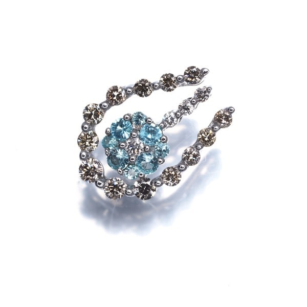 Paraiba Tourmaline 0.11Ct Diamond 0.23Ct 3Way Pendant 18K 750 White Gold: Paraiba Tourmaline 0.11Ct Diamond 0.23Ct 3Way Pendant 18K 750 White Gold 18k white gold pendant showcasing a stunning 0.11ct Paraiba Tourmaline surrounded by diamonds, with a total carat weight of