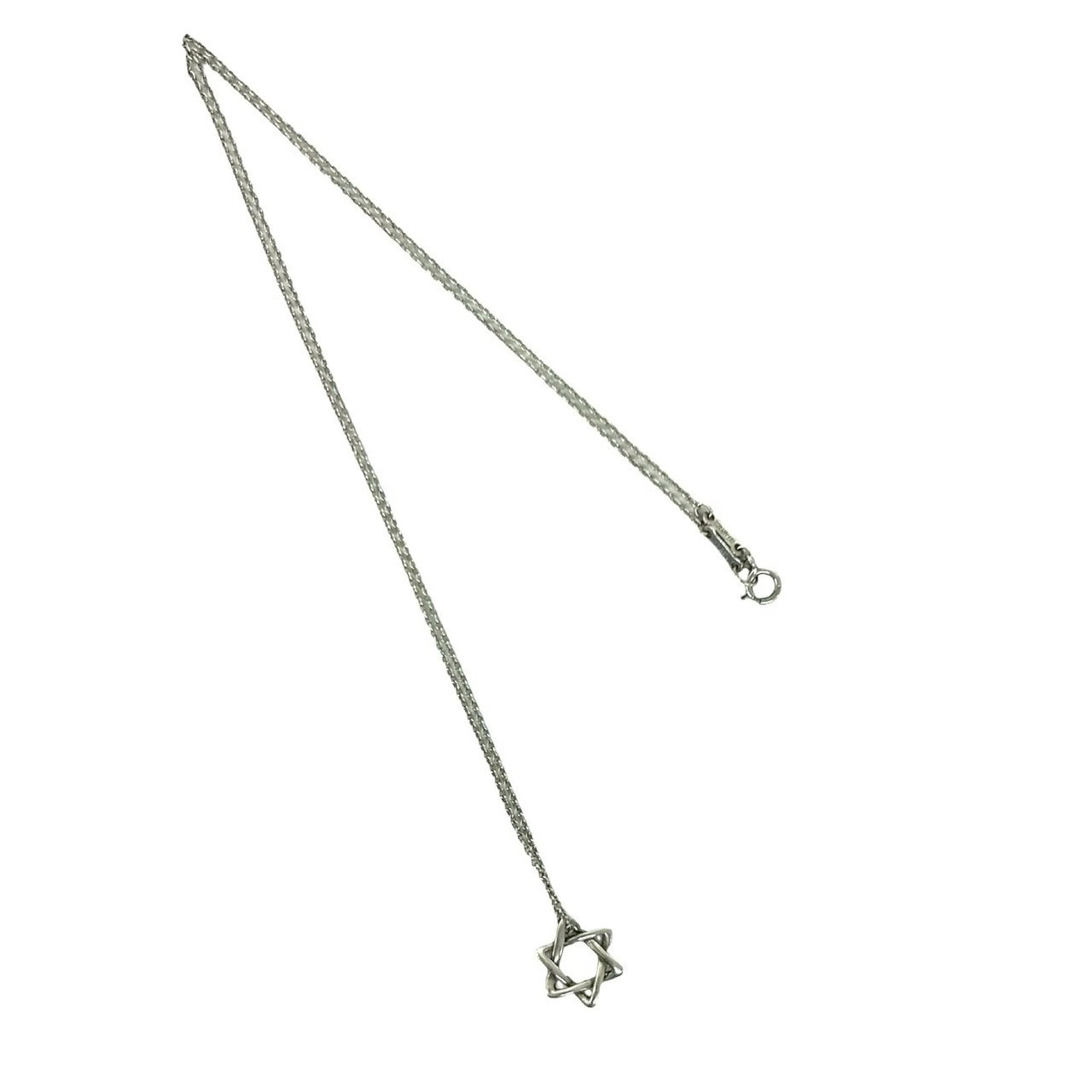 TIFFANY Silver 925: TIFFANY Silver 925 Silver 925 Tiffany Necklace with visible wear, scratches, and scuffs. This 47.5 cm / 18.7'' necklace features a 12mm x 10mm silver pendant, a notable size for a piece of this type.