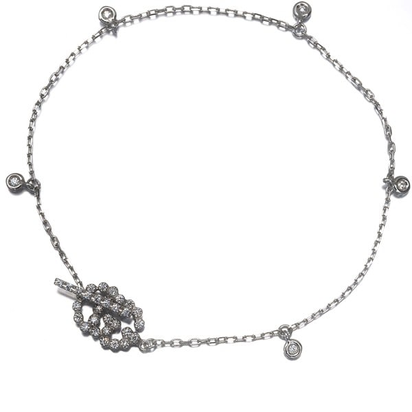 Gucci Bracelet Diamond Gg Running Station Lariat 18K 750 White Gold: Gucci Bracelet Diamond Gg Running Station Lariat 18K 750 White Gold 18K white gold bracelet with a natural diamond stone, set in the iconic Gucci GG Running Station collection. The 2.0g weight feature