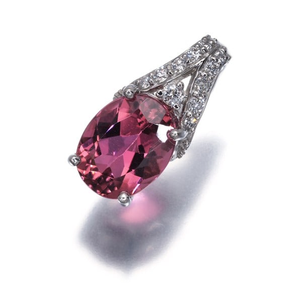 Gstv Pendant Elbaite Tourmaline 2.17Ct Diamond 0.12Ct 990 Platinum: Gstv Pendant Elbaite Tourmaline 2.17Ct Diamond 0.12Ct 990 Platinum The GSTV Pendant Elbaite Tourmaline 2.17Ct Diamond 0.12Ct 990 Platinum boasts a stunning combination of natural beauty, with a 2.17ct