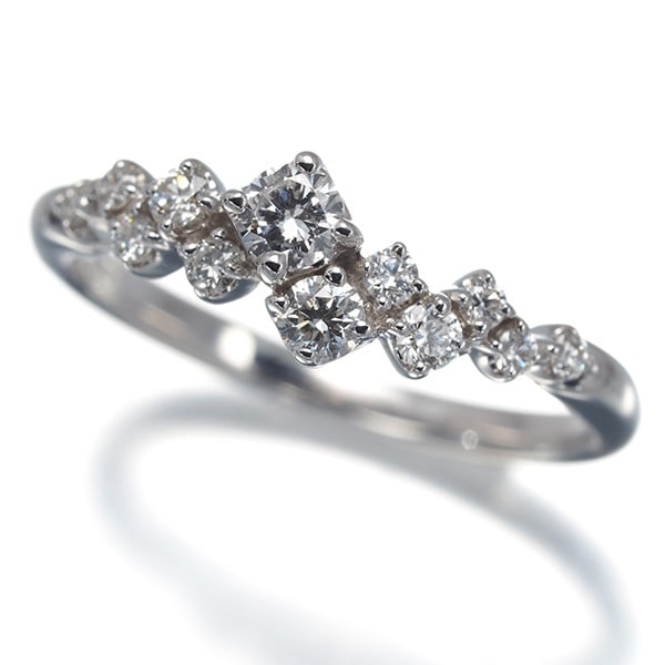 Mjc Ring Diamond 0.30Ct Us4.5 18K 750 White Gold: Mjc Ring Diamond 0.30Ct Us4.5 18K 750 White Gold The MJC Ring Diamond 0.30Ct Us4.5 18K 750 White Gold is a stunning 18k white gold ring featuring a 0.30ct natural diamond. With a ring size of US4.5