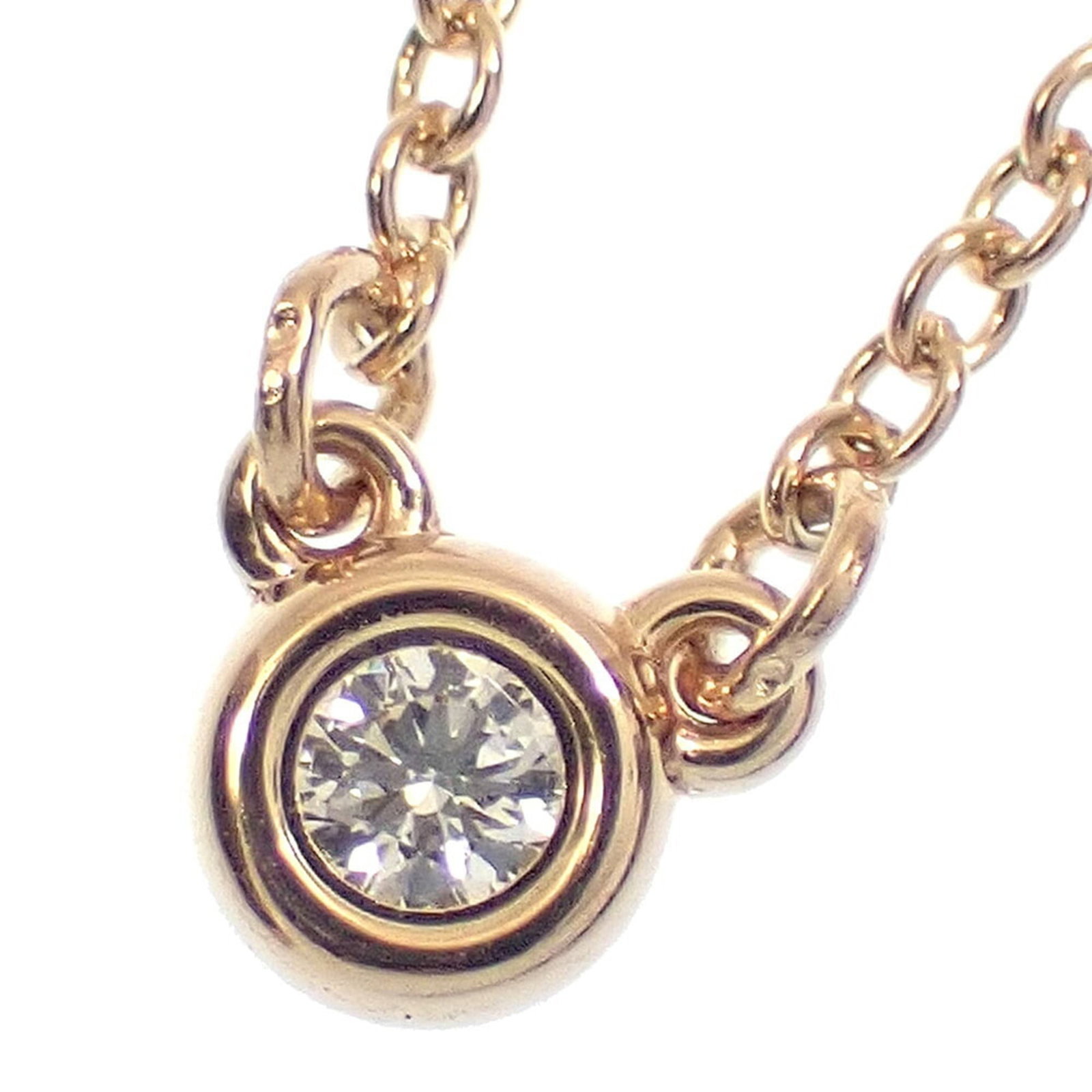 TIFFANY Pink Gold (18K): TIFFANY Pink Gold (18K) Pink gold (18K) necklace with a 3.6mm x 4.6mm pendant, available in a 40 cm - 41.5 cm / 15.74'' - 16.33'' circumference, bearing a visible signature. The necklace is made of 18