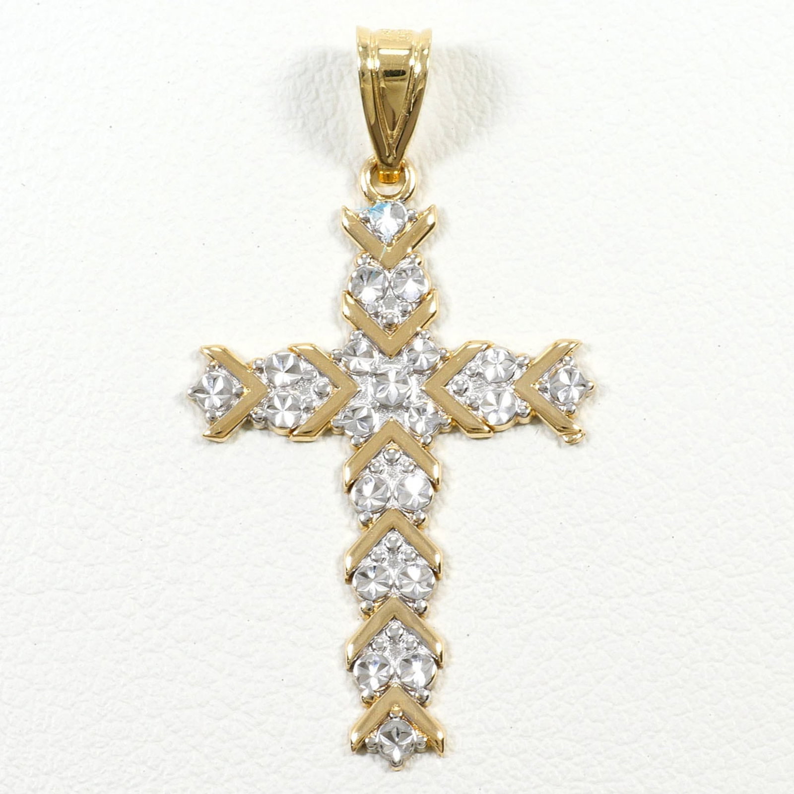 White Gold (14K) Yellow Gold (14K): White Gold (14K) Yellow Gold (14K) White gold (14K) and yellow gold (14K) pendant, made from high-quality gold alloys, offers a unique combination of two precious metals in one piece. The pendant's