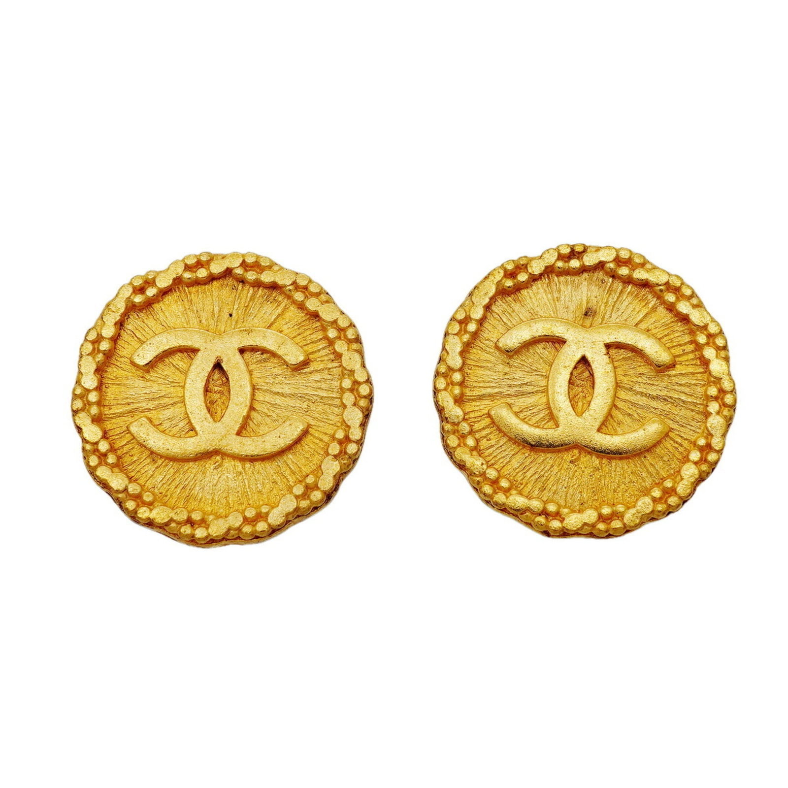CHANEL Clip Earrings Gold Plating: CHANEL Clip Earrings Gold Plating Gold plating accents the sleek design of these CHANEL clip earrings, adding a touch of luxury to any outfit. With visible scratches and scuffs, these earrings