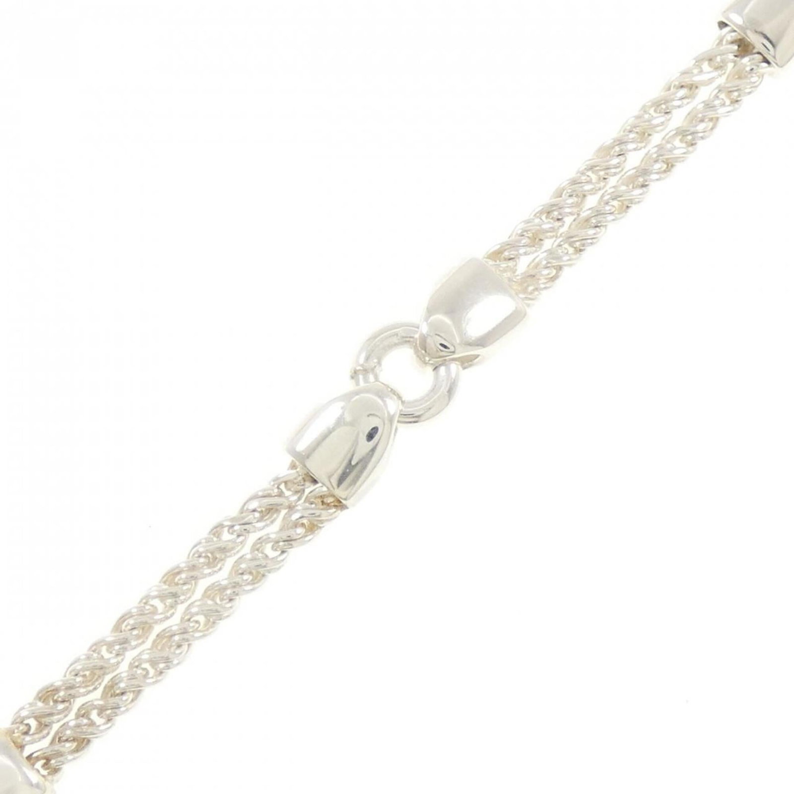 TIFFANY Charm Bracelet Silver 925: TIFFANY Charm Bracelet Silver 925 Silver 925 Tiffany Charm Bracelet in Excellent Condition. This 18.5cm charm bracelet is made from high-quality silver and features a sleek design. With its like-new