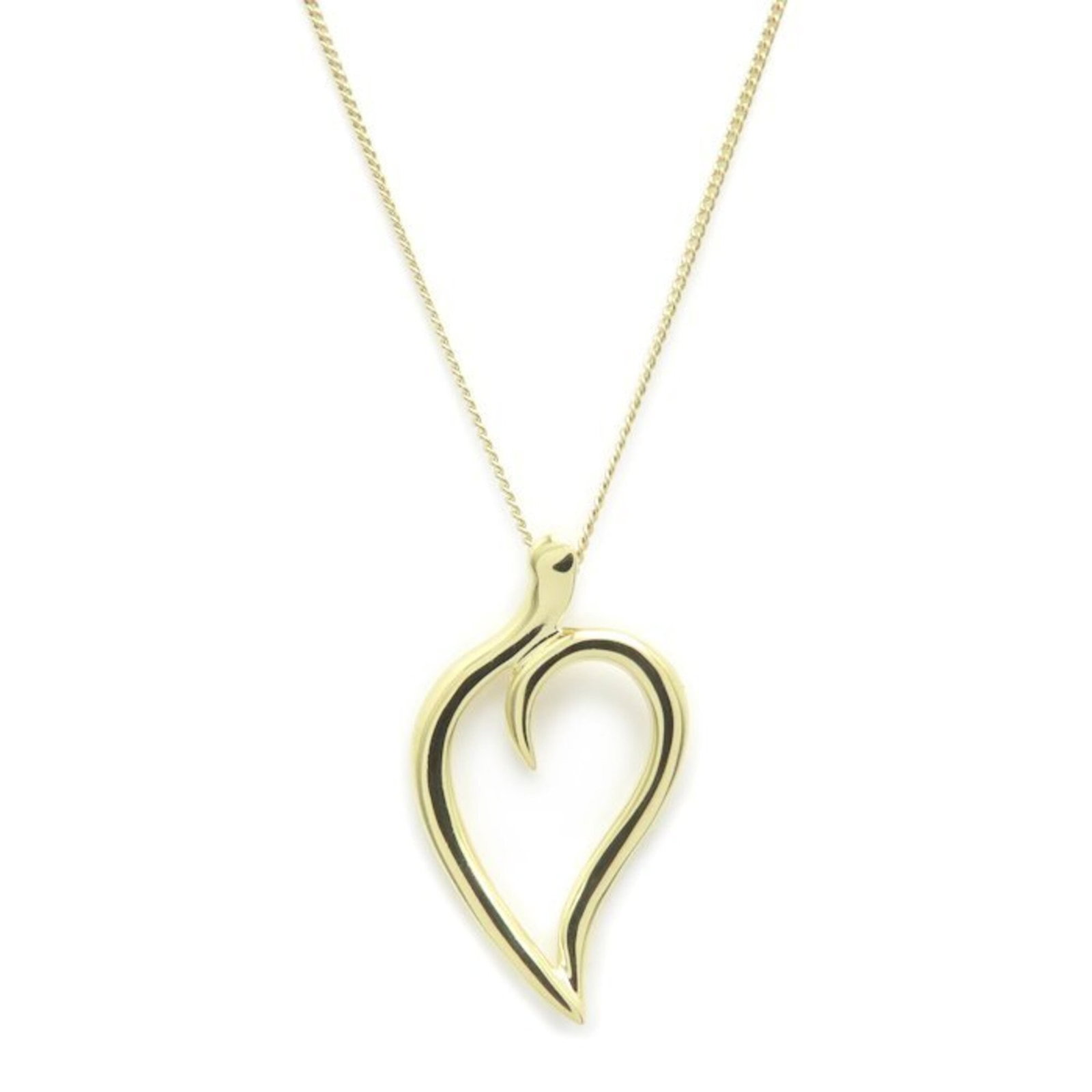 TIFFANY Yellow Gold (18K): TIFFANY Yellow Gold (18K) Yellow gold (18K) necklace with a pendant of 26.3mm x 15.3mm, set in a necklace with a 46 cm / 18.11'' circumference, bearing a Tiffany brand and made from 18K yellow gold. T