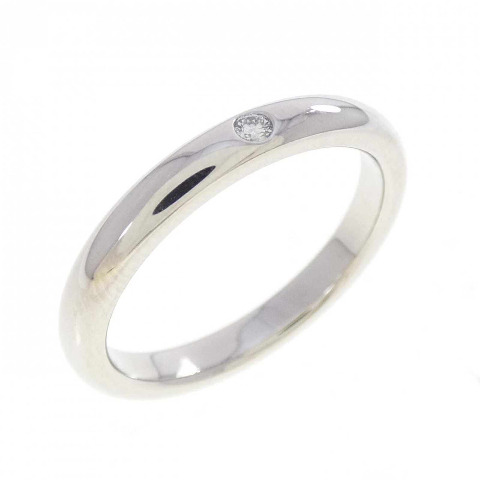 TIFFANY Band Ring Platinum 950: TIFFANY Band Ring Platinum 950 Platinum 950 Tiffany band ring with a diamond stone, this elegant piece is a classic choice for women. The ring is made from high-quality platinum and features a subtle 
