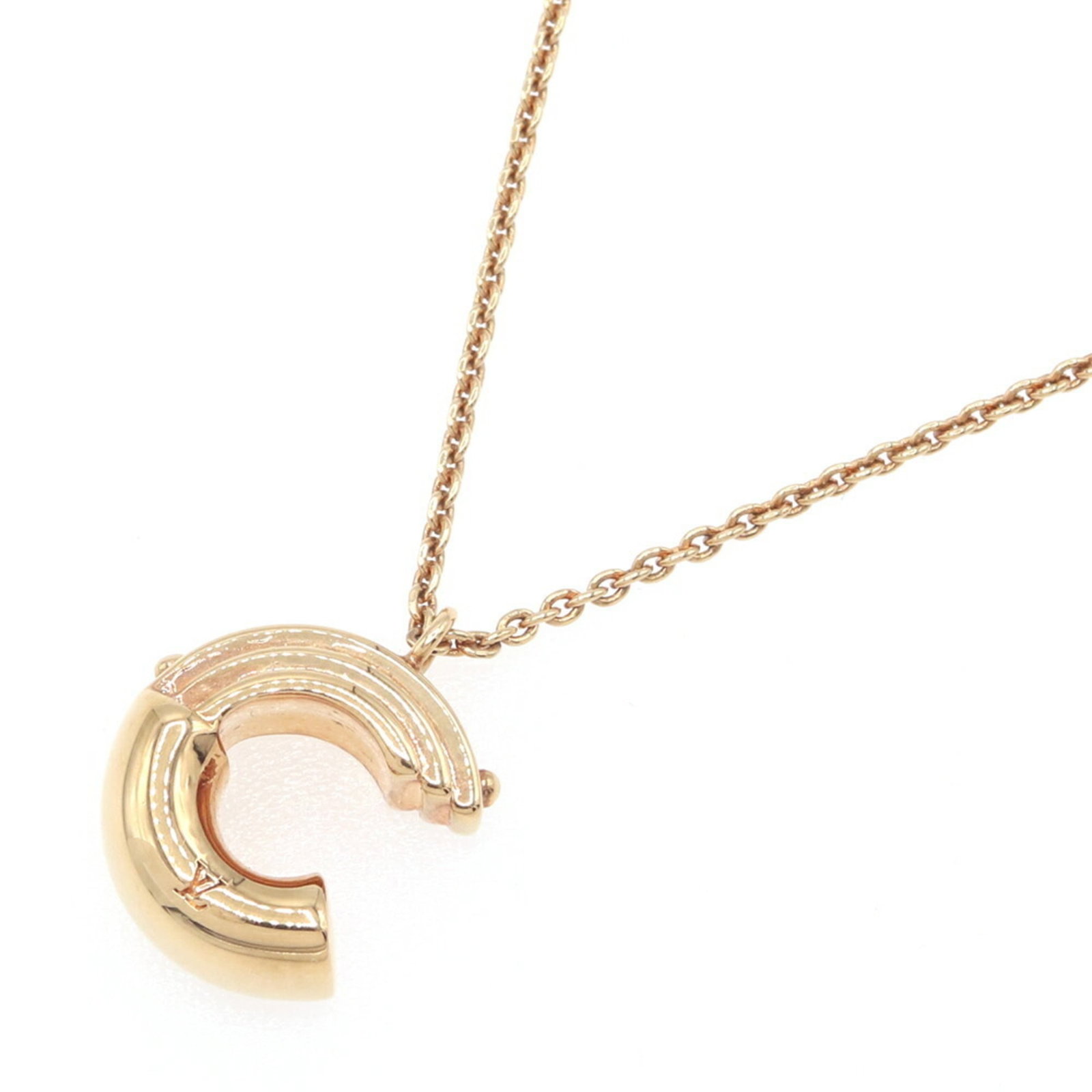 LOUIS VUITTON Metal: LOUIS VUITTON Metal Gold Louis Vuitton Metal Necklace Pendant. Made from metal, this necklace features a pendant with a 14.8mm x 13.7mm size and a gold color. The necklace is designed for women, with