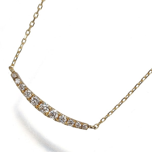 Sirena Azzurro Necklace Diamond 0.12Ct Curved 18K 750 Yellow White Gold: Sirena Azzurro Necklace Diamond 0.12Ct Curved 18K 750 Yellow White Gold Sirena Azzurro Necklace features a 0.12ct diamond pendant set in 18k yellow and white gold, creating a striking multi-tone