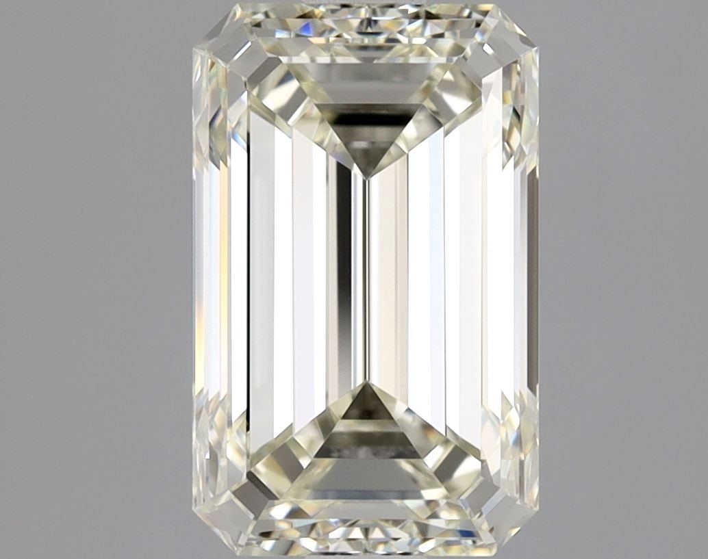 GIA Emerald 1.9ct K VVS1 - Loose Natural Diamond: GIA Emerald 1.9ct K VVS1 - Loose Natural Diamond GIA Emerald 1.9ct K VVS1 - Loose Natural DiamondThe GIA Emerald 1.9ct K VVS1 is a stunning natural diamond, certified by the Gemological Institute of