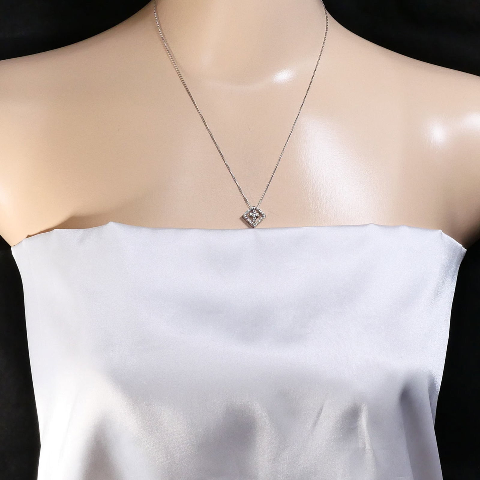 White Gold (18K) - 6