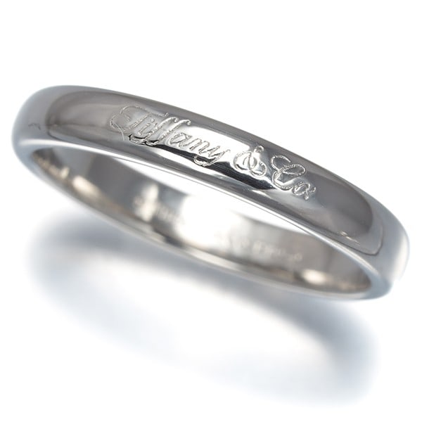 Tiffany&Co. Ring Notes Us6.5 950 Platinum: Tiffany&Co. Ring Notes Us6.5 950 Platinum Tiffany & Co.'s Notes Us6.5 950 Platinum ring boasts a sleek, 3.0mm platinum band with a US6.5 ring size, making it a stylish choice for any occasion. This
