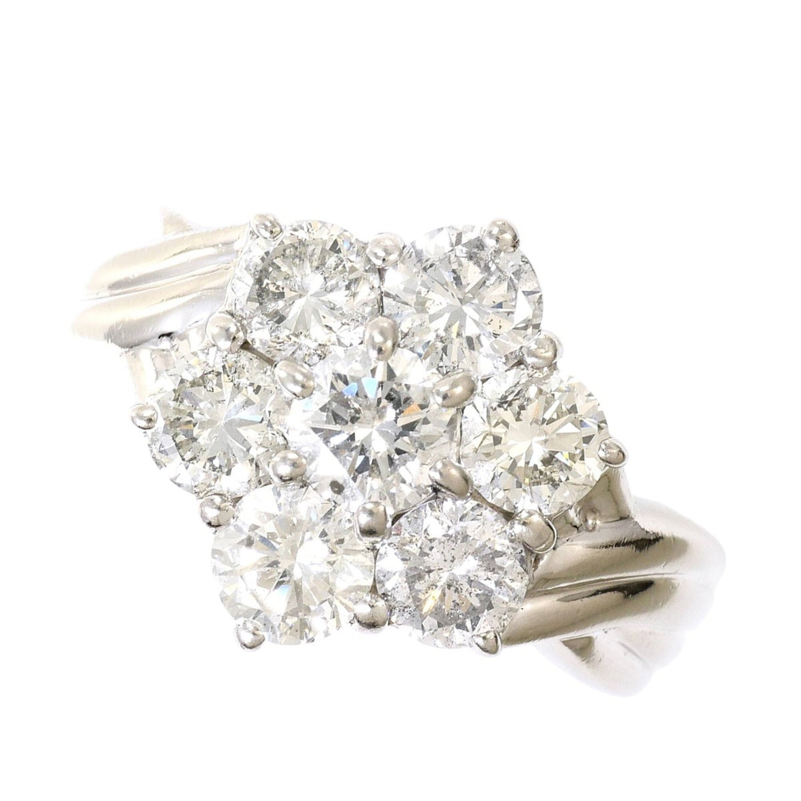 Band Ring Platinum 900: Band Ring Platinum 900 Platinum 900 band ring features a 2.00 carat diamond, set in a high-quality platinum band with a US size 6.5. The ring's 13mm width and 7.1g weight make it a statement piece, wh