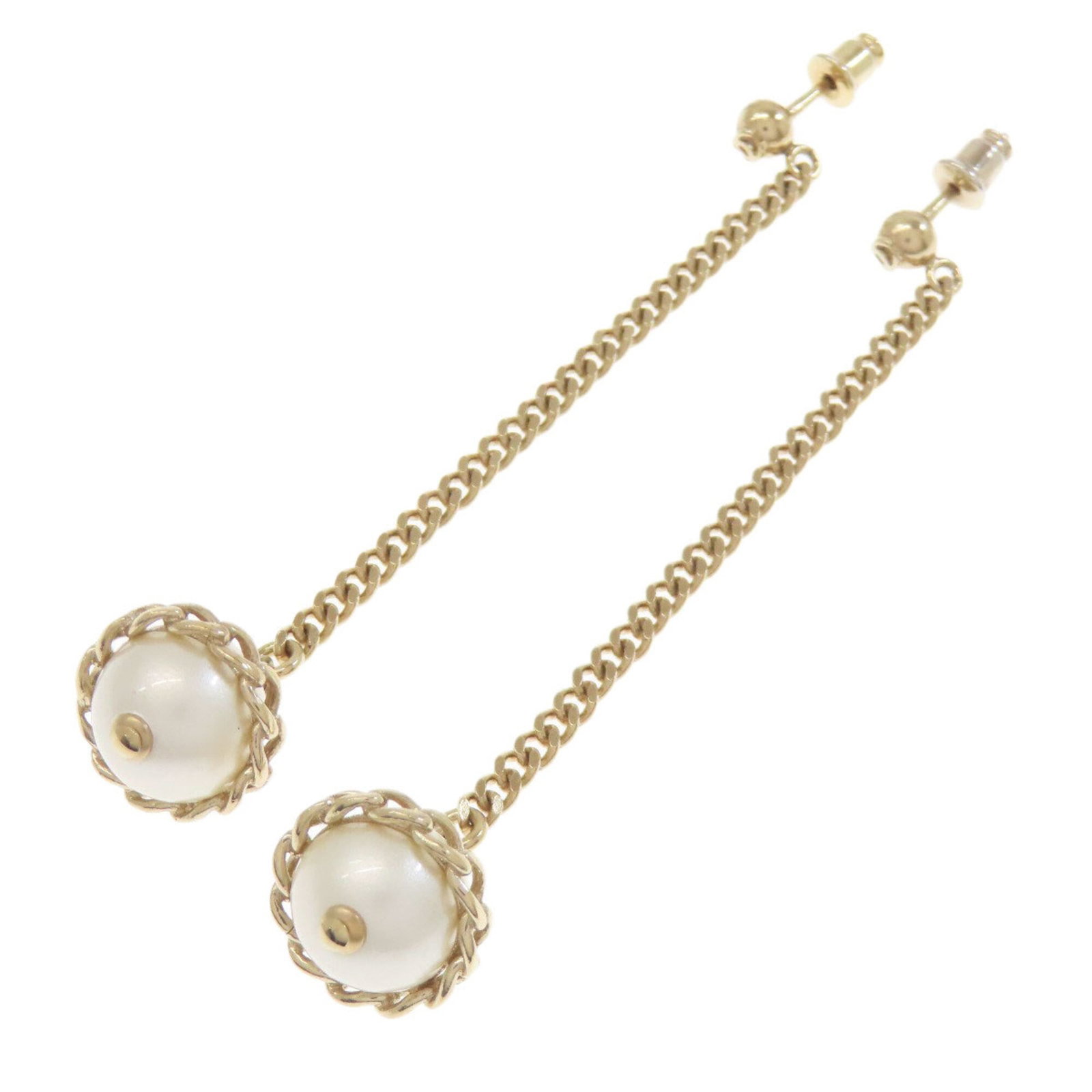 CHANEL Stud Earrings Metal: CHANEL Stud Earrings Metal Gold stud earrings from the iconic CHANEL brand, featuring a sleek metal design that adds a touch of sophistication to any outfit. In like new condition, with only the