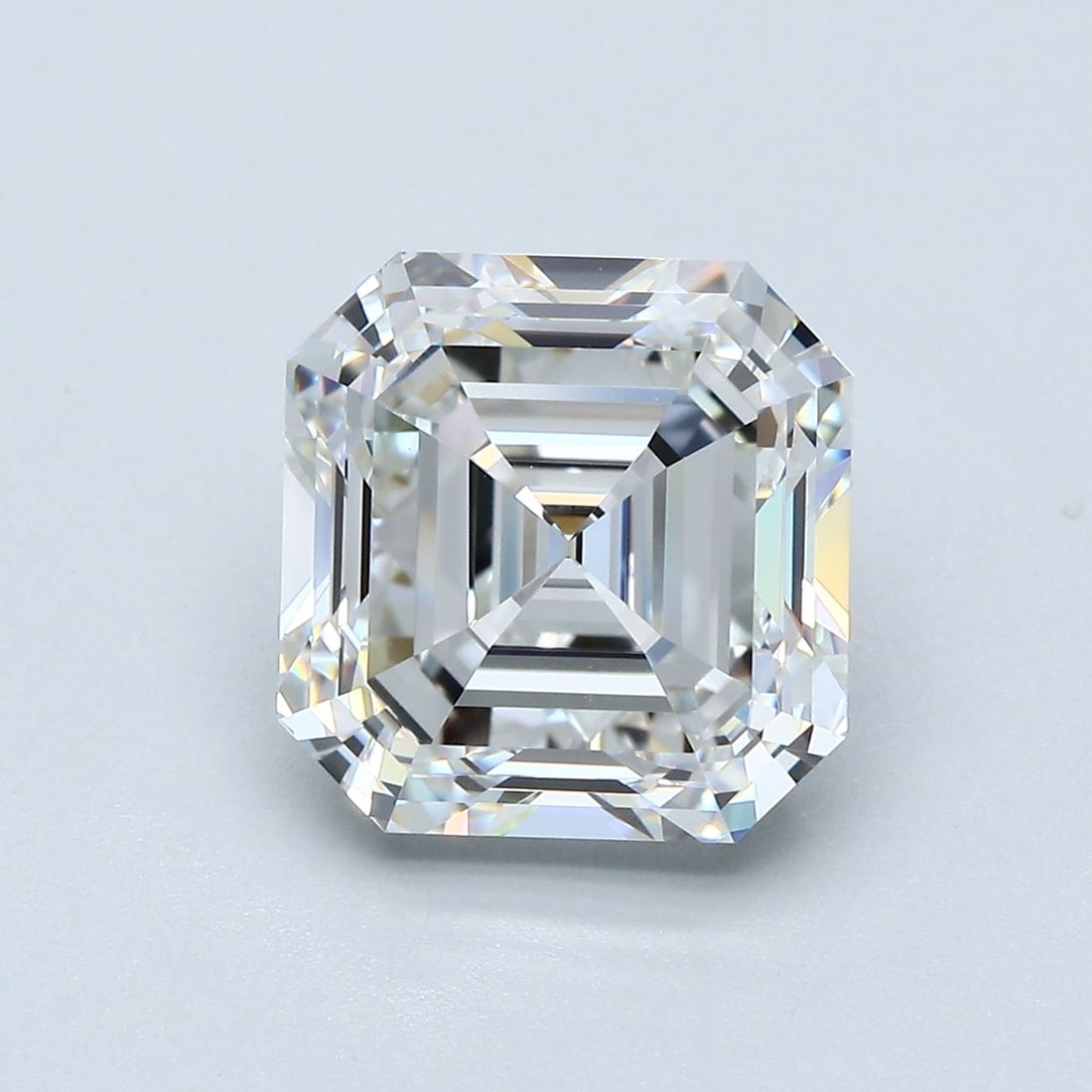 GIA Square Emerald 5.02ct H VVS2 - Loose Natural Diamond: GIA Square Emerald 5.02ct H VVS2 - Loose Natural Diamond GIA Square Emerald 5.02ct H VVS2 - Loose Natural DiamondThe GIA Square Emerald is a stunning 5.02ct natural diamond, certified by the