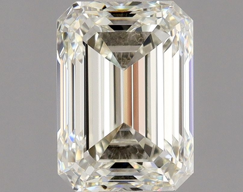 GIA Emerald 1.01ct L VVS2 - Loose Natural Diamond: GIA Emerald 1.01ct L VVS2 - Loose Natural Diamond 1.01ct GIA Emerald 1.01ct L VVS2 - Loose Natural Diamond, certified by the Gemological Institute of America (GIA) with a color grade of L, clarity