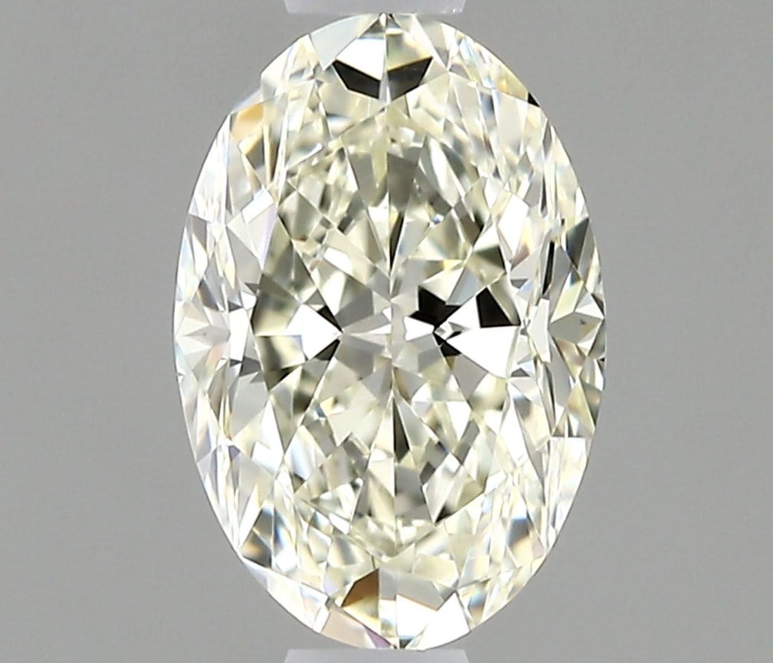 IGI Oval 0.8ct J IF - Loose Natural Diamond: IGI Oval 0.8ct J IF - Loose Natural Diamond IGI Oval 0.8ct J IF - Loose Natural DiamondThis oval-cut diamond boasts exceptional clarity, with a flawless IF (Internally Flawless) grade and EX