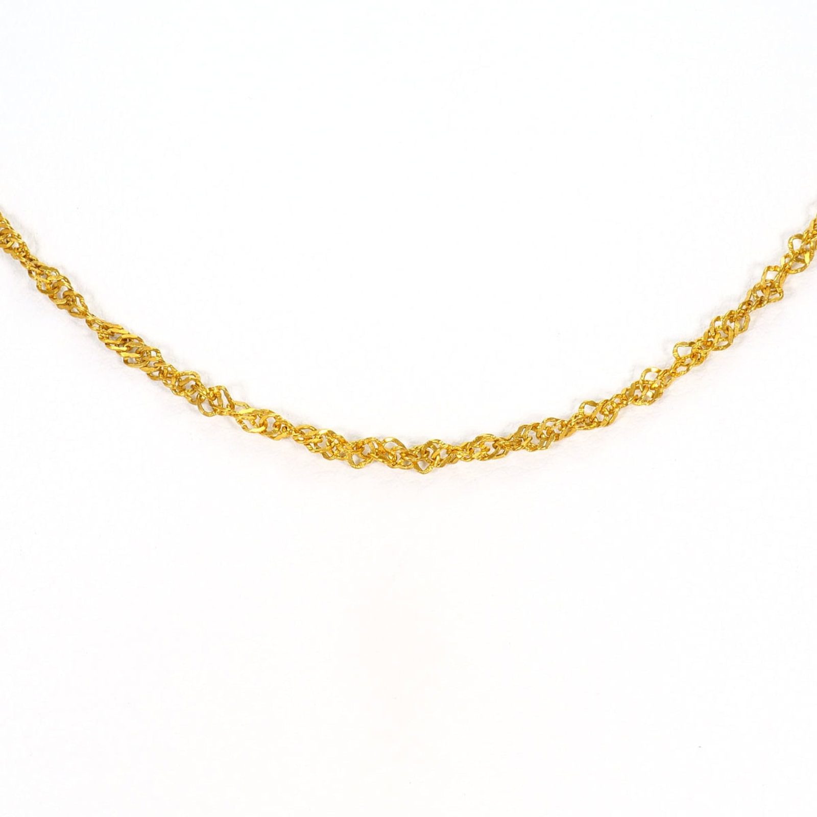 Yellow Gold (24K): Yellow Gold (24K) Yellow gold (24K) necklace with a 38 cm / 14.96'' neck circumference, made from 24K metal, weighing 3.9g / 0.13oz, and bearing a faintly visible signature. This necklace is in like